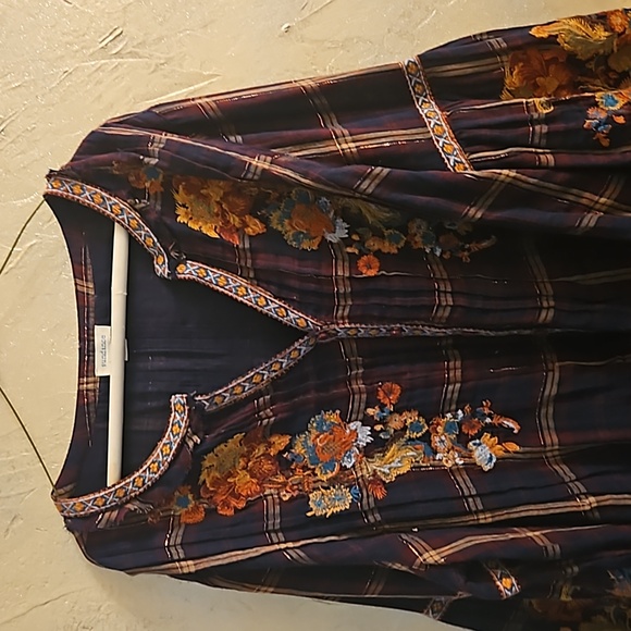 NWOT Sundance Zinnia Plaid Top Size Large. - Picture 3 of 9